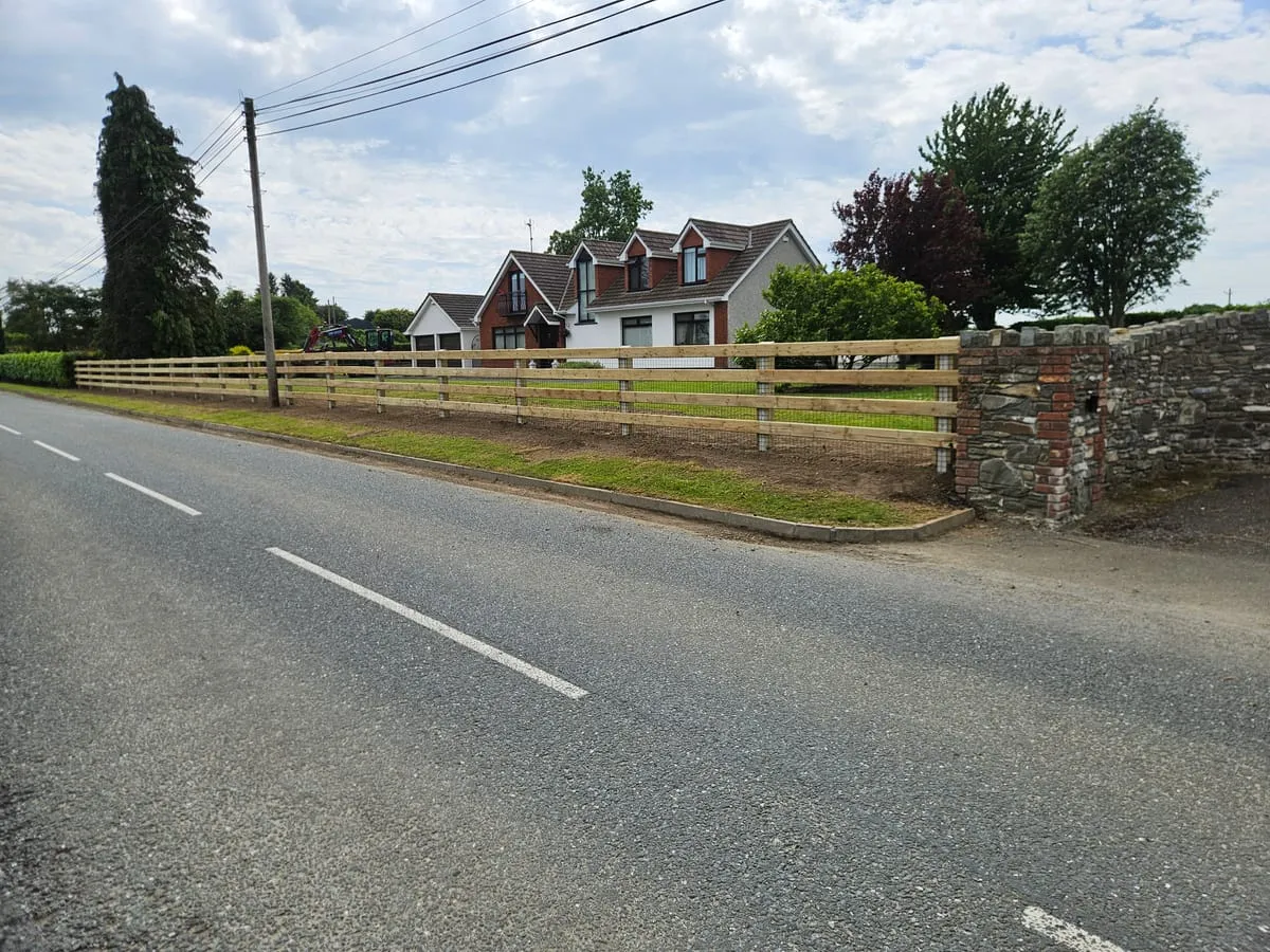 The new fence after installation