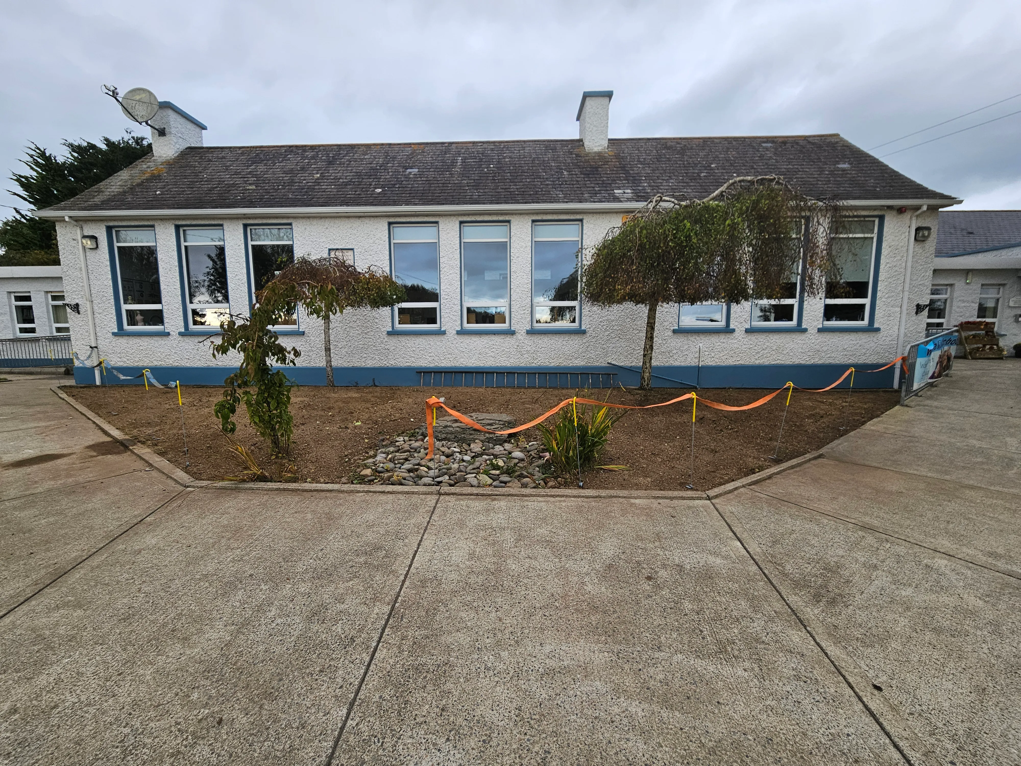 Clean, tidy grounds fully grassed over